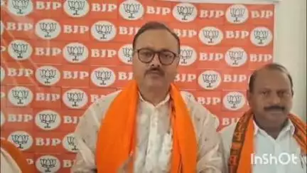 जामताड़ा: बोकारो के पूर्व विधायक बीरांची नारायण ने जामताड़ा में प्रेस कॉन्फ्रेंस कर राज्य सरकार पर लगाए गंभीर आरोप