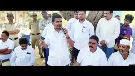 ನೆಲಮಂಗಲ: ಅಲ್ಪಸಂಖ್ಯಾತರ ಅಭಿವೃದ್ದಿಗೆ ಕಾಂಗ್ರೆಸ್ ಸರ್ಕಾರ ಆದ್ಯತೆ ಇಸ್ಮಾಂಪುರದಲ್ಲಿ ಶಾಸಕ ಶ್ರೀನಿವಾಸ್ ಹೇಳಿಕೆ