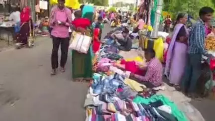 बांधवगढ़: नगर पालिका के आदेश की अवहेलना, सड़क पर फिर सजी सब्जी मंडी, राहगीर परेशान