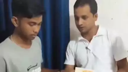 মেখলিগঞ্জ: সামাজিক সংগঠন সৃজনের তরফে মেখলিগঞ্জ মহকুমার এবছরের মাধ্যমিক ও উচ্চমাধ্যমিকের কৃতি ছাত্রছাত্রীদের সংবর্ধনা জ্ঞাপন