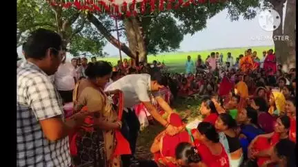 बगहा: वाल्मिकीनगर विधायक लोगों की समस्याओं से हुए अवगत