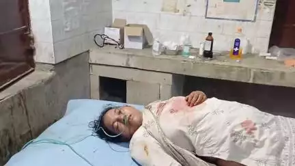 महागामा: परसा गांव में ब्रेकर के पास मोटरसाइकिल से गिरने से एक महिला जख्मी, गोड्डा के सदर अस्पताल में रेफर