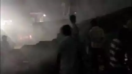 रफीगंज: रफीगंज शहर के बाबूगंज में कचरे के ढेर में लगी आग, मौके पर पहुंची दो अग्निशमन वाहन, पाया आग पर काबू