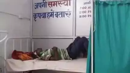 ज्ञानपुर: गोपीगंज में अज्ञात वाहन की चपेट में आने से मोटरसाइकिल सवार चाचा-भतीजे गंभीर रूप से हुए घायल