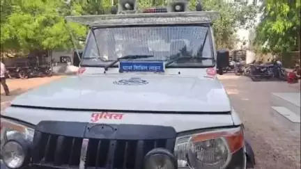 छतरपुर नगर: छतरपुर के मनु अरजरिया मामले में सिविल लाइन थाने में दोनों पक्षों पर मामला दर्ज, थाना प्रभारी ने दी जानकारी
