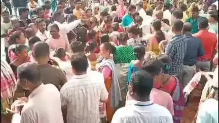 ওদালগুৰি: ঔৰংগাজুলি দৈনিক বজাৰত ননৈ চেৰফাং সমষ্টিত ১৮৭৭ লোকে UPPLত যোগদান
