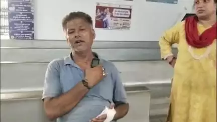 सिरसिया निवासी एक व्यक्ति से कुछ लोगों ने की मारपीट, सदर अस्पताल में चल रहा इलाज