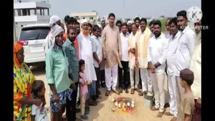నల్గొండ: పట్టణాన్ని అన్ని రంగాల్లో అభివృద్ధి చేసేందుకు కృషి: మాజీ మున్సిపల్ ఛైర్మన్ బుర్రి శ్రీనివాస్ రెడ్డి