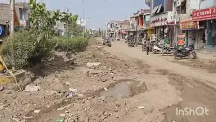 અમદાવાદ શહેર: નિકોલમાં ખરાબ રોડ રસ્તાને લઈને સ્થાનિકોની મુશ્કેલી યથાવત #jansamasya