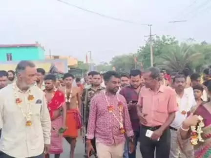 पोटका: हल्दीपोखर में शिव गाजन पूजा और छऊ नृत्य का भव्य आयोजन