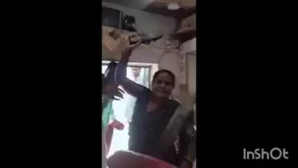 बिछिया: महिला सरपंच ने उपसरपंच को चप्पल से पीटने का किया प्रयास, वीडियो वायरल