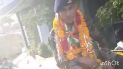 सीहोर नगर: सीहोर के सैकड़ाखेड़ी निवासी मोहम्मद अयान अग्निवीर की ट्रेनिंग पूरी कर गांव लौटने पर ग्रामीणों ने किया स्वागत