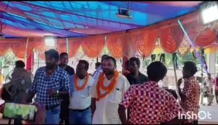 ରେଙ୍ଗାଲି: ରେଙ୍ଗାଲି ନିର୍ବାଚନ ମଣ୍ଡଳୀ ଅନ୍ତର୍ଗତ 
କଳାମାଟି ପଞ୍ଚାୟତ  କଦମପଡ଼ା ଗ୍ରାମରେ ଅନୁଷ୍ଠିତ ନାମଯଜ୍ଞ ରେ ଯୋଗ ଦେଲେ ବିଧାୟକ