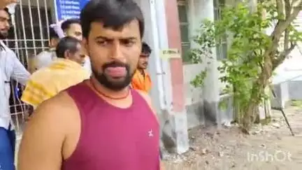 धनरुआ: सेवती गांव में ज़मीन विवाद सुलझाने बुलाई पंचायत में चली गोली, दरोगा और बेटे समेत तीन घायल