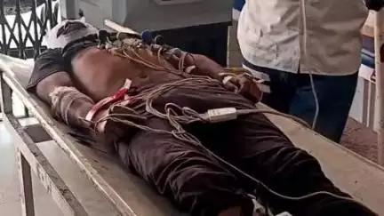खलीलाबाद: मुंडेरा शुक्ल चौराहे के पास बोलेरो ने मोटरसाइकिल को मारी ठोकर, युवक घायल, जिला अस्पताल में डॉक्टरों ने किया मृत घोषित