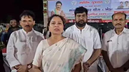 નડિયાદ: સાંસદ પ્રિમિયર ક્રિકેટ ટુર્નામેન્ટ સંપન્ન, જીલ્લા ભાજપ અધ્યક્ષ નયનાબેન પટેલે તમામ ખેલાડીઓને શુભેચ્છા પાઠવી.