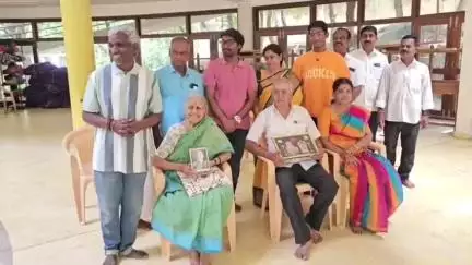 திருவண்ணாமலை: ரமணாஸ்ரமத்தில் இளையராஜா பேரனும் கார்த்திக் ராஜா மகனுமான யத்தீஸ்வர் ராஜா தனது முதல் பக்தி பாடல் குறுந்தகட்டினை வெளியிட்டார்
