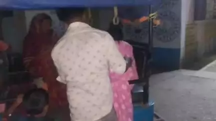 রানিনগর ১: সীতানগর গ্রামে নিয়ন্ত্রণহীন মোটরসাইকেল ধাক্কায় জখম এক নাবালিকা