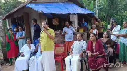 നെടുമങ്ങാട്: പുല്ലമ്പാറ കുന്നിൻ മുകൾ ജംഗ് ഷനിൽ സ്ഥാപിച്ച മിനി മാസ്റ്റ് 
ലൈറ്റ് ഡി കെ മുരളി എം.എൽ.എ നാടിന് സമർപ്പിച്ചു