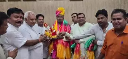 स्याना विधायक देवेंद्र सिंह लोधी का जन्मदिन समर्थकों ने धूमधाम से मनाया, सैकड़ों समर्थक रहे मौजूद