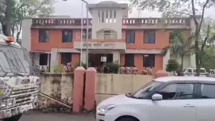 अचलपूर: नबील कॉलनी येथे हमालाला धमकी देत 7 हजार रुपयांची लूट; दोन्ही आरोपींना अटक