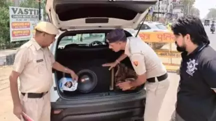 थानेसर: जिला पुलिस का चेकिंग अभियान, यातायात नियमों का पालन न करने वालों पर सख़्ती