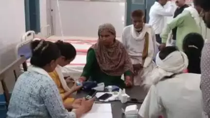 नौतनवा: नौतनवा पीएचसी पर सी-19 हेल्थ कैंप और आरोग्य मेले का आयोजन