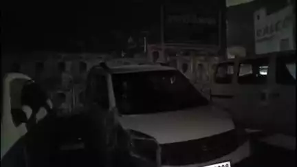 धनौरा: गजरौला हसनपुर रोड पर जेके डेयरी के पास तेज रफ्तार कार ने बाइक सवार दो युवकों को मारी टक्कर, हालत गंभीर