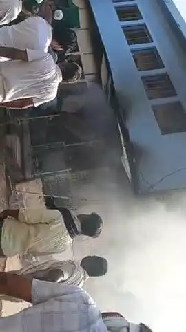 सरमथुरा तहसील के बरौली मैं दुकान में लगी आग सामान जलकर राख हो गया