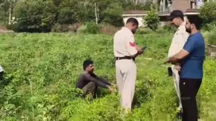 थानेसर: शाहबाद के गांव दाऊ माजरा में खेत में मिला अज्ञात व्यक्ति का शव, शरीर पर नहीं है चोट का कोई निशान