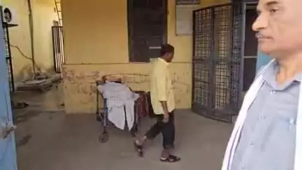 लाडपुरा: देहिखेड़ा थाना इलाके के लबान गांव में मोटरसाइकिल फिसलने से घायल युवक की इलाज के दौरान हुई मौत