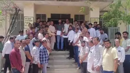गंगधार: गंगधार में जैन संतों की हत्या के विरोध में सकल जैन श्री संघ ने SDM को सौंपा ज्ञापन
