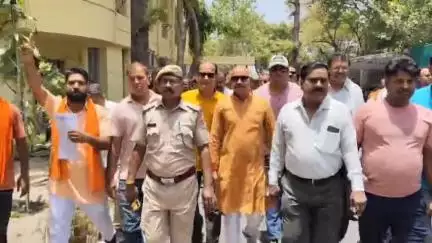 लाडपुरा: ब्राह्मण कल्याण परिषद ने कोटा IG रेंज कार्यालय पर प्रदर्शन किया, पुजारी पर हमले के आरोपियों की गिरफ्तारी की मांग
