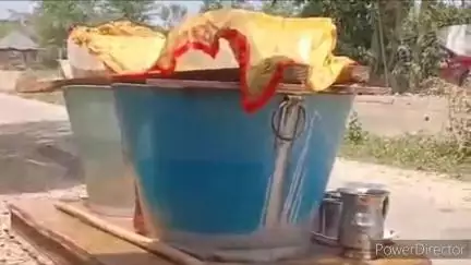 नादौन: बुढ़ाना क्षेत्र में लोगों ने मिलकर छबील लगाई, फलों का वितरण किया और पकोड़े बांटे, गर्मी से मिली राहत