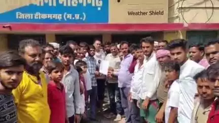 मोहनगढ़: आचार्य धाम के तटवासनी मंदिर की दानपेटी हुई चोरी, ग्रामीणों में आक्रोश