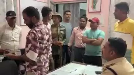 कवर्धा: युवक खुद को डिप्टी कलेक्टर बताकर स्टेनो और ड्राइवर के साथ रात में कलेक्ट्रेट कार्यालय में घुसा, फर्जी युवक गिरफ्तार