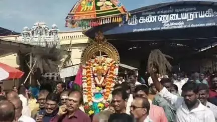 சிவகங்கை: நாட்டரசன் கோட்டை கண்ணுடைய நாயகி அம்மன் கோவில் தேரோட்டம்