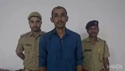 નવસારી: બીલીમોરામાં મોડી રાત્રે અકસ્માતની ઘટના બની હતી,પોલીસે કાર્યવાહી કરી વાહન ચાલકની અટકાયત કરી,અન્ય બે યુવકો ઘટનાસ્થળેથી ફરાર