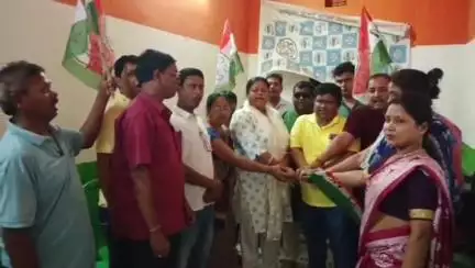 গাজোল: রানিগঞ্জ 1 নং অঞ্চল থেকে BJP ছেড়ে তৃণমূলে যোগদান পঞ্চায়েত সমিতির প্রাক্তন সদস্য সহ কয়েকজনের