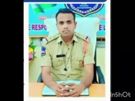 తాండూరు: రైతులు విత్తనాలు కొనుగోలు సమయంలో రసీదును తప్పనిసరి తీసుకోవాలి: ఎస్ఐ శంకర్