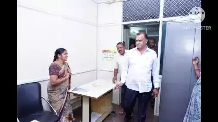 నల్గొండ: నల్లగొండ జిల్లాలో మంత్రి కోమటిరెడ్డి వెంకటరెడ్డి ఆకస్మికంగా తనిఖీలు