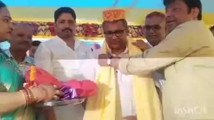 शिवहर: कुशहर में उद्योग मंत्री नीतीश मिश्रा ने स्वप्निल बेवरेज कंपनी का उद्घाटन किया