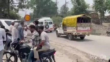 विकासनगर: लांघा रोड के पास डंपर ने बाइक सवारों को मारी जोरदार टक्कर, हादसे में एक व्यक्ति की मौके पर हुई मौत