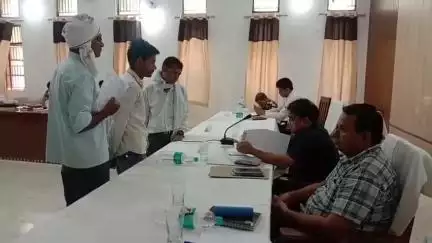 बबेरू: बबेरू तहसील में संपूर्ण समाधान दिवस का आयोजन न्यायिक एसडीएम की अध्यक्षता में हुआ, सुनी गई फरियादियों की समस्याएं