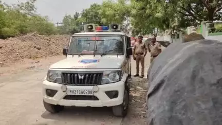 जालना: शहरातील राजा बाग शेर सवार कब्रस्तान समोरील एका खड्ड्यात गोवंशचे मुंडके आणि मांस आढळल्याने खळबळ