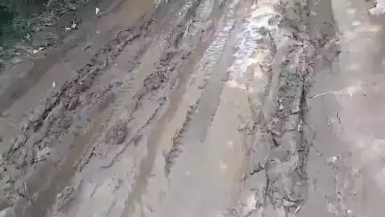 কেশপুর: বেহাল হরিণা এলাকার গ্রামীণ রাস্তা; গ্রাম পঞ্চায়েত অফিস ঘেরাও গ্রামবাসীদের #jansamasya