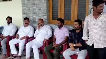 సిద్దిపేట అర్బన్: సిద్దిపేట జిల్లా బిజెపి మాజీ అధ్యక్షుడు మోహన్ రెడ్డి కుటుంబాన్ని పరామర్శించిన కేంద్ర హోంశాఖ సహాయ మంత్రి బండి సంజయ్