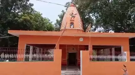 धनौरा: गांव भानपुर खालसा में इस मंदिर पर सोमवार को जलाभिषेक करने वालों की लगती हैं कतारें, जानिए इस मंदिर का इतिहास