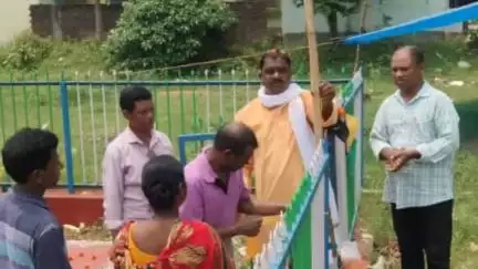 গোপীবল্লভপুর ১: গোপীবল্লভপুরের বীরসা চকে তালপাদা বীরসা কমিটির উদ্যোগে ভগবান বীরসা মুন্ডার ১২৫ তম প্রয়াণ দিবস পালিত হল