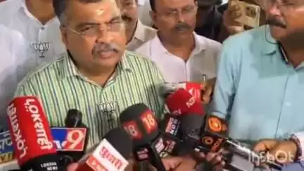 ठाणे: मुंब्रा रेल्वे अपघातात १० पेक्षा जास्त जखमी, कळवा येथील छत्रपती शिवाजी महाराज रुग्णालयात आ. रवींद्र चव्हाण यांची माहिती